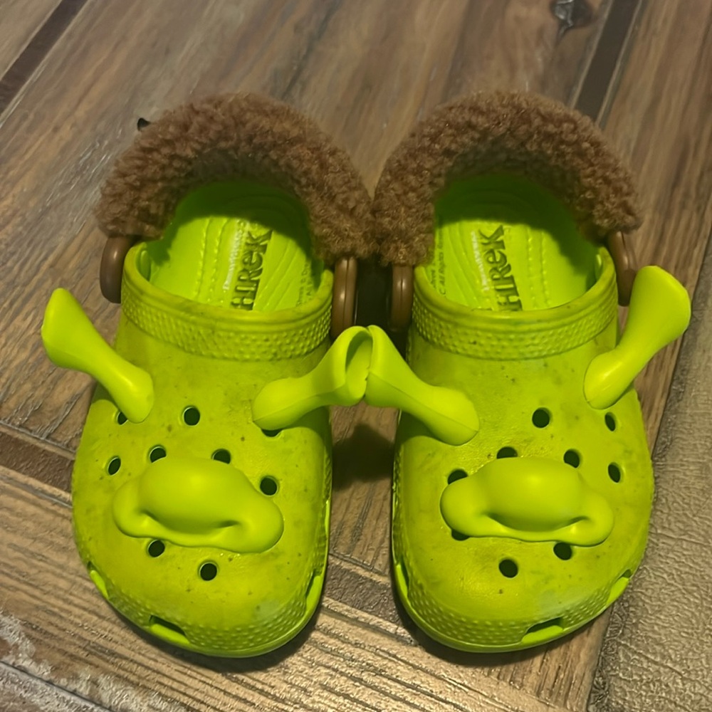 8C Kids Crocs Shrek